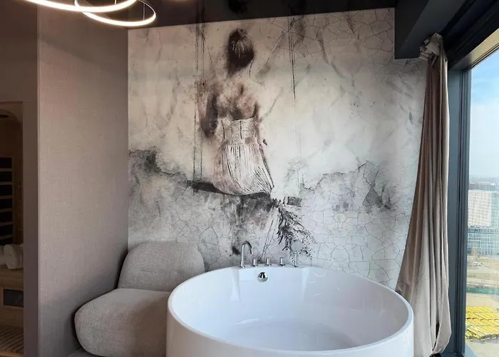 Sky Tower L Pietro 26 L Wanna Z Widokiem Na Apartman Katowice