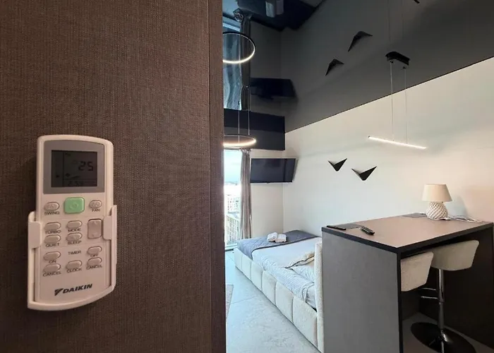 Sky Tower L Pietro 26 L Wanna Z Widokiem Na Apartman